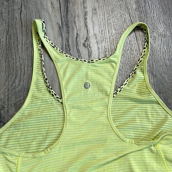 Lululemon Athletica What the Sport Singlet heathered clarity yellow sizing below - Picture 10 of 12